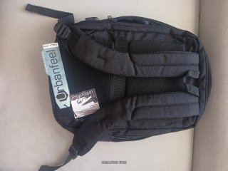 Mochila Urbanfeel Negra con USB