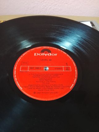 Vinilo Level 42 Megamix Platinum Edition