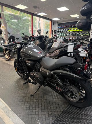 KEEWAY V302C GRIS