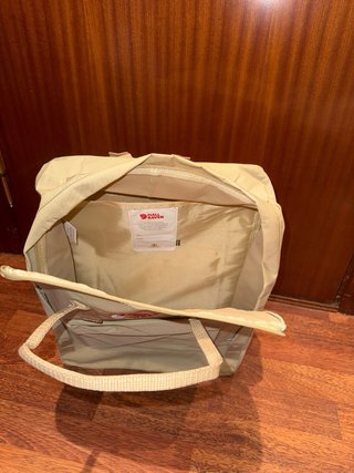 Mochila Fjallraven Kanken Beige 20L