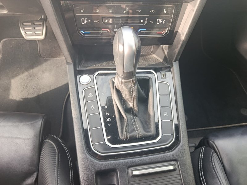 Volkswagen Passat VARIANT R-Line 1.5 TSI 6V 2021, foto 16