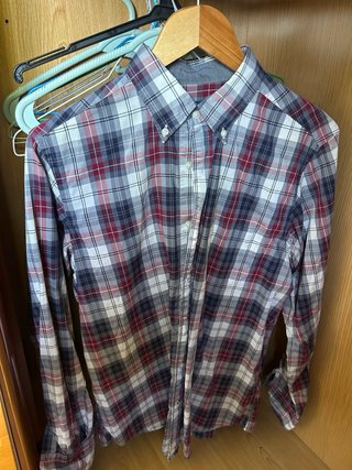 Camisa a elegir (Massimo Dutti, Hugo Boss, Zara..)