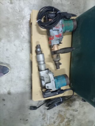 2 Martillos demoledores y rotativos makita.