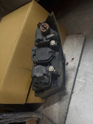 Faros BMW Serie 3 E90 2006 Originales