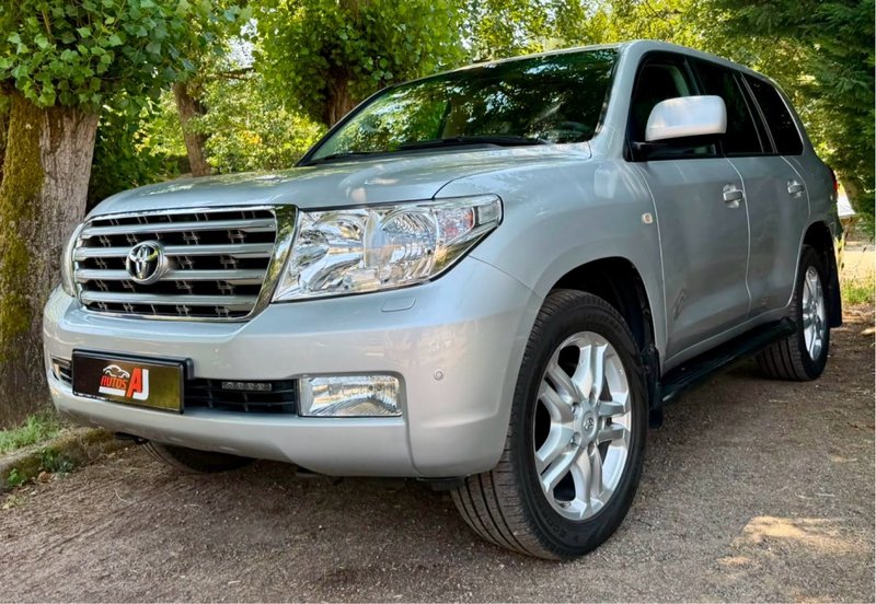 Toyota Land Cruiser 200 2008 - foto 1