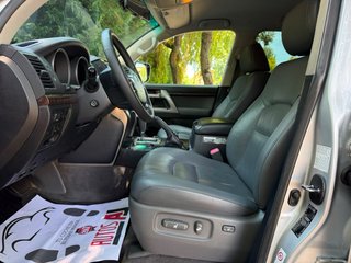Toyota Land Cruiser 200 2008