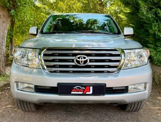 Toyota Land Cruiser 200 2008