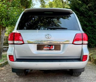 Toyota Land Cruiser 200 2008