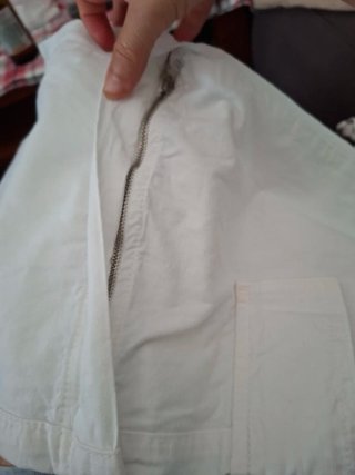 Pantalones cargo blancos