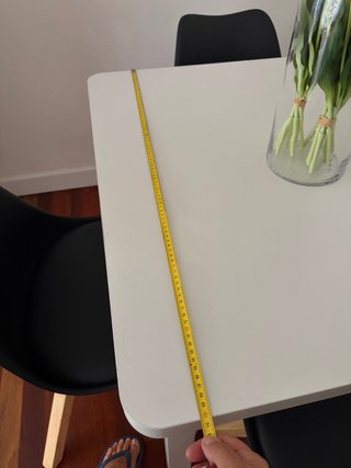 Mesa de comedor moderna