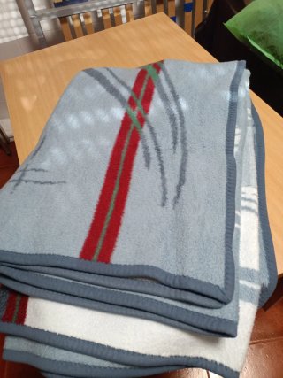 Manta cama 90 azul y roja Juego sábanas de 90