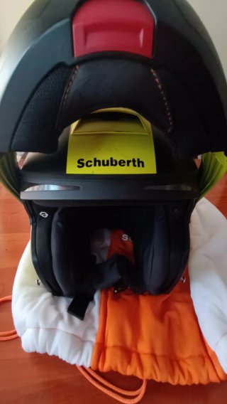 Casco Schuberth C4. Talla L con Intercomunicador