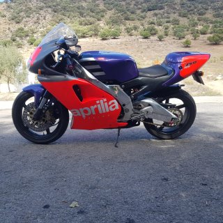 Aprilia RS 250 Moto Deportiva