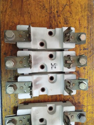 Lote 3 Base Fusible Cerámico Trifásico NH