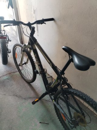 Bicicleta de Montaña Negra
