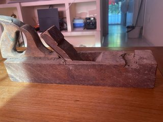 Cepillo carpintero antiguo James Cam Cast Steel