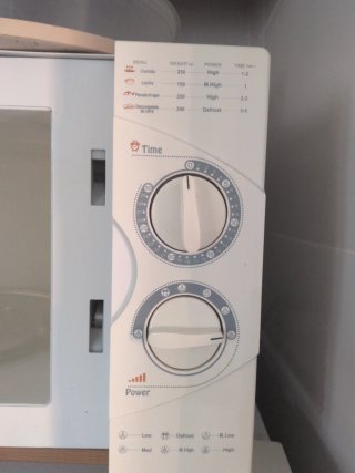 Microondas Orbegozo Blanco