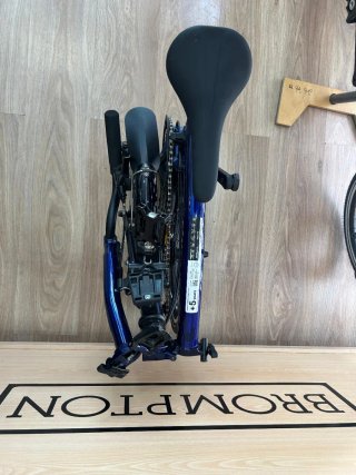 Brompton P Line (2024). 4 velocidades. Manillar M