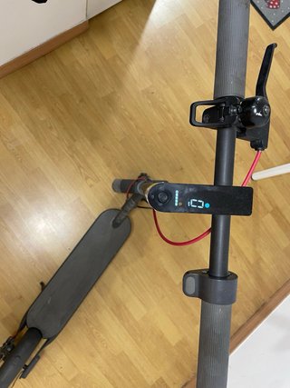 Patinete Xiaomi Mi Electric Scooter Essential