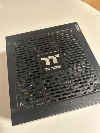 Thermaltake Toughpower PF3 1200W 80 Plus Platinum