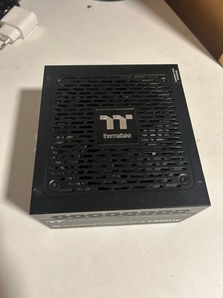 Thermaltake Toughpower PF3 1200W 80 Plus Platinum