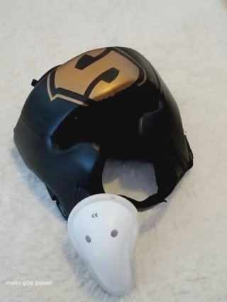 Casco de boxeo y coquilla SGHJ
