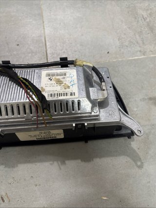 Monitor BMW
