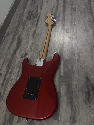 Guitarra eléctrica Squier Strat nueva