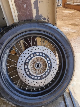 Rueda trasera moto 18x4.25