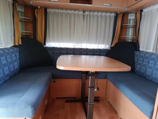 KNAUS SUNWIND 450 FU 2006