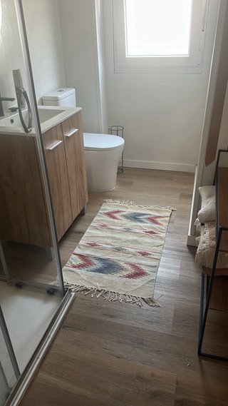 Alquilo piso amueblado por semanas en pontevedra.