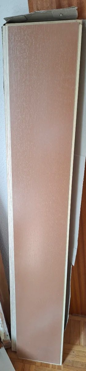 Tablones de madera clara para suelo