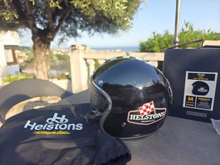Casco Helstons, Talla M - Nuevo