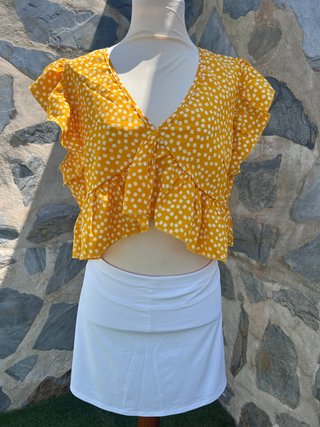 Blusa crop top SHEIN amarilla volantes
