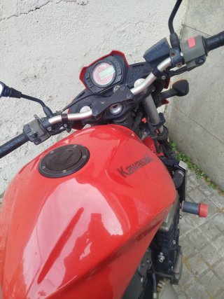 Kawasaki Z750 Roja