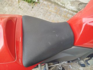 Kawasaki Z750 Roja