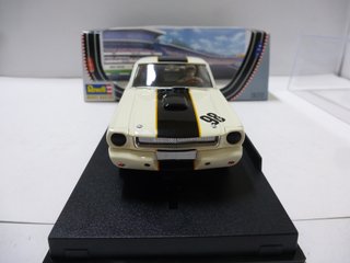Revell NUEVO Shelby GT-350R #98 Scalextric