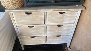 Mueble de madera