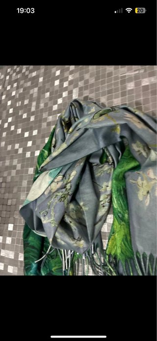 Foulard con stampa floreale