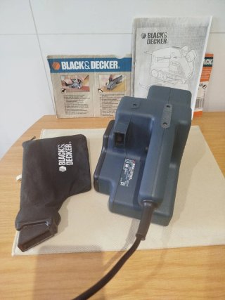 Lijadora Banda Black Decker KA85E 500W