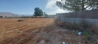 Terreno/parcela rural urbanizable.
