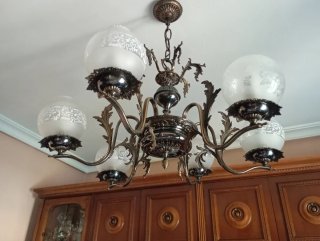Lámpara de techo antigua