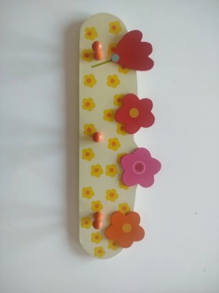 Perchero infantil decorativo flores