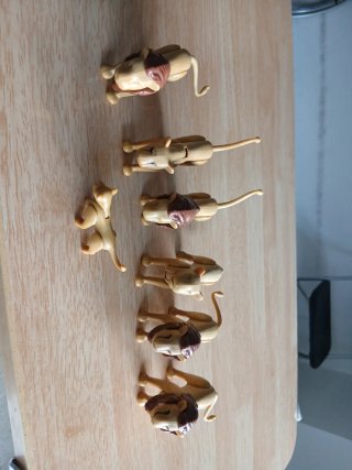 Lote 6 leones y 1 cría de playmobil  Todos 11€