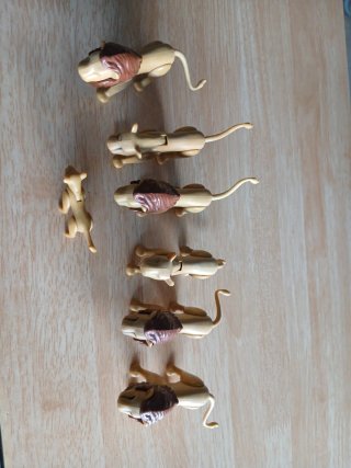 Lote 6 leones y 1 cría de playmobil  Todos 11€