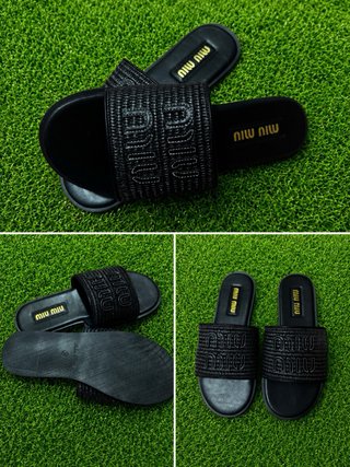Chanclas Miu Miu Negras