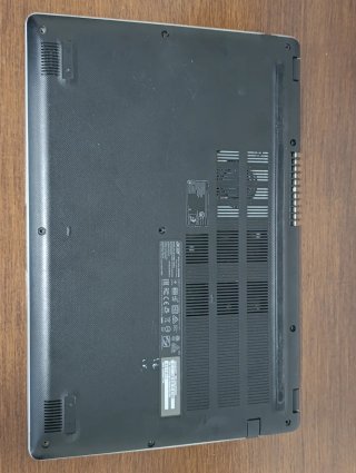 Portátil Acer A515 sin placa