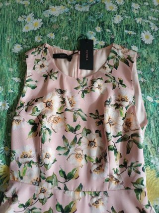 Abito estivo floreale rosa