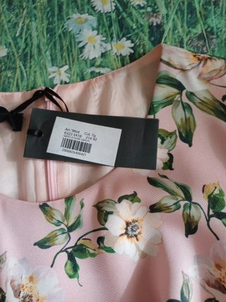 Abito estivo floreale rosa