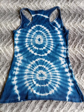 Camiseta tirantes tie-dye azul y blanca Talla M